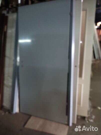 Двери металл серая эмаль м/м 980 на 2060