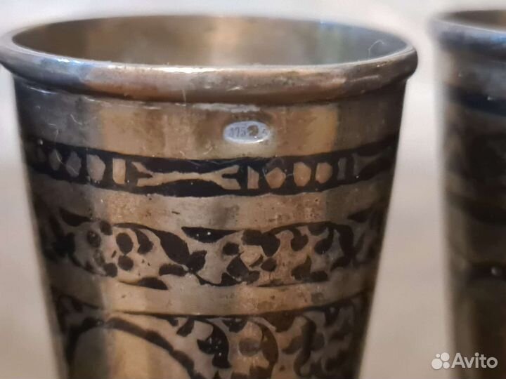 Набор серебряных рюмок