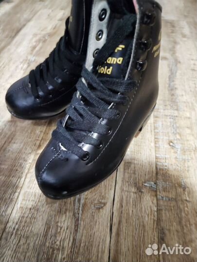 Коньки Graf Montana gold, черные, 28 р-р