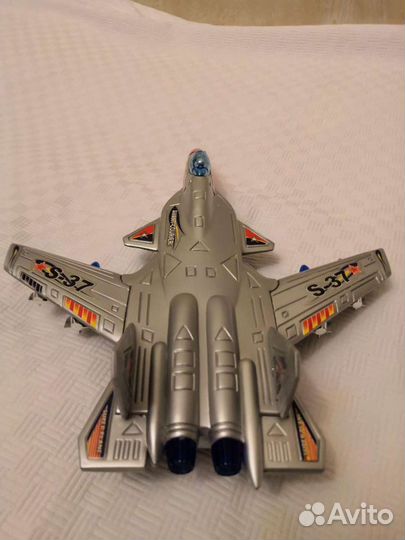 Самолет-истребитель С-37 Беркут звуковой