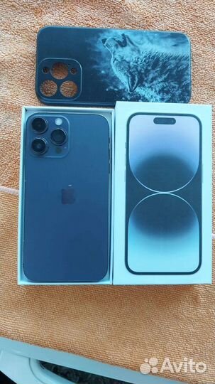 iPhone xr в корпусе 14