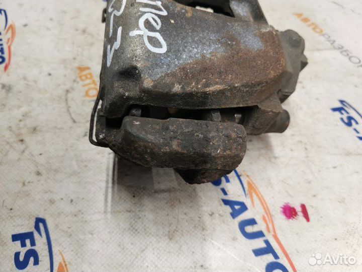 Суппорт тормозной передний правый Mazda 3 BL 1.6
