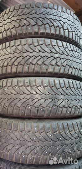 Pirelli Formula Ice 215/60 R17