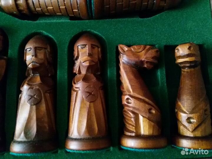 Продам новые шахматы большие, фабрика Мадон