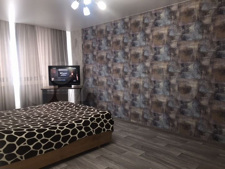 1-к. квартира, 37 м², 8/10 эт.