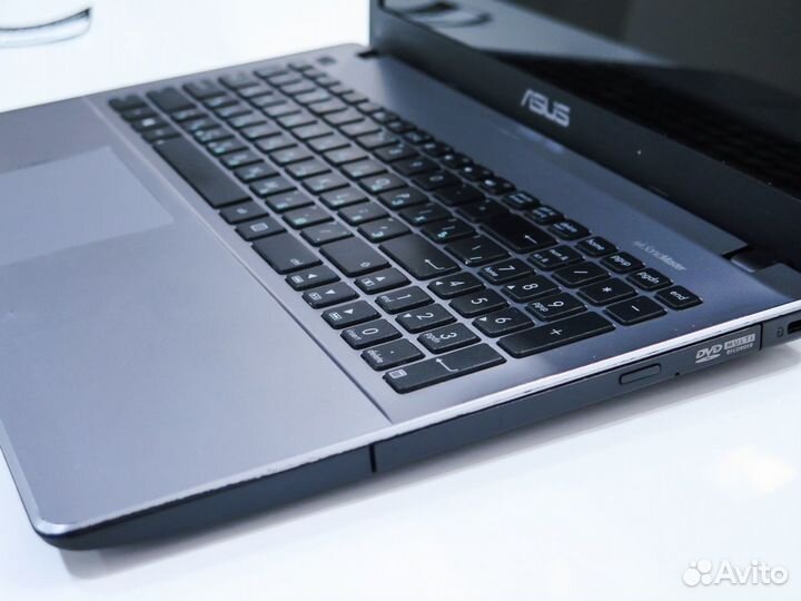 Ноутбук Asus Intel Pentium / nvidia 920M Гарантия