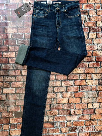 Женские джинсы Levis 724