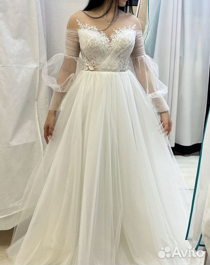 Свадебное платье