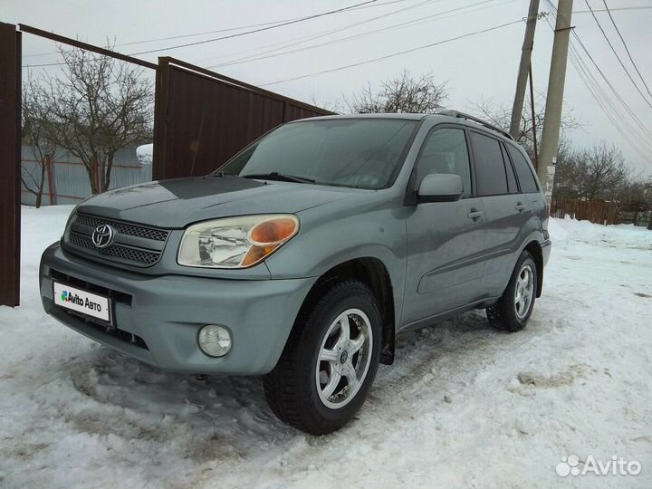 Toyota RAV4 2.0 AT, 2001, битый, 170 000 км