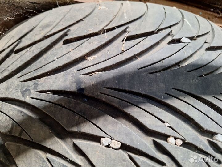 Federal 595 235/40 R17