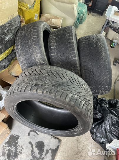 Nokian Tyres Hakkapeliitta R SUV 295/40 R21