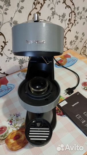 Кофемашина капсульная DeLonghi ENV120GY