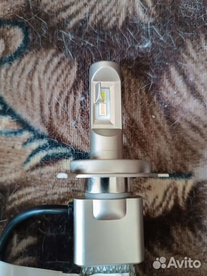 Светодиодные лампы led h4 2шт