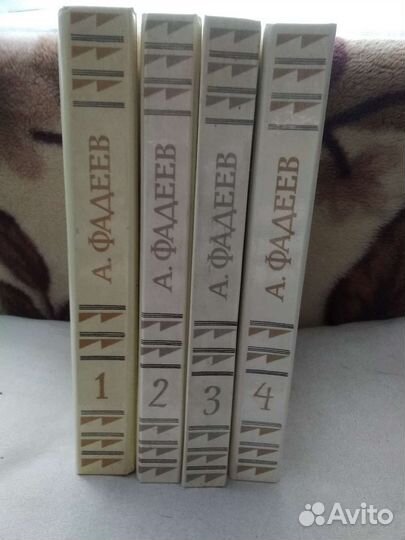 Сочинение классиков,Некрасов,Гоголь,Бунин,Турге