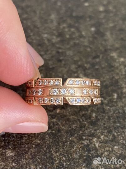 Золотое кольцо с бриллиантами Cartier