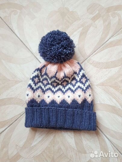 Шапка новая ручная вязка
