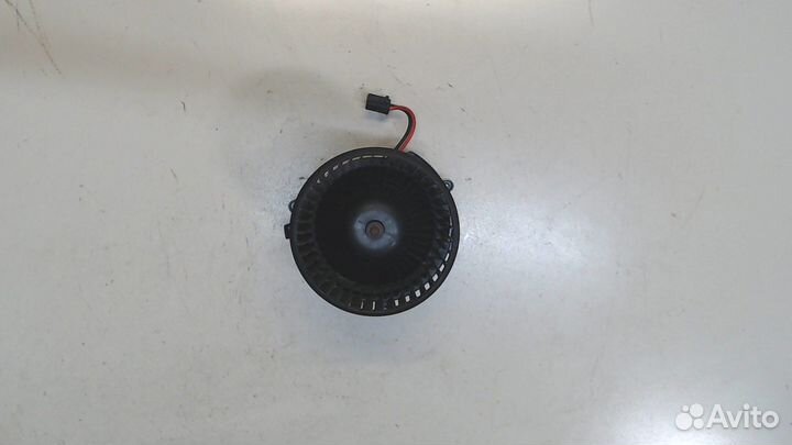 Двигатель отопителя BMW i3, 2015