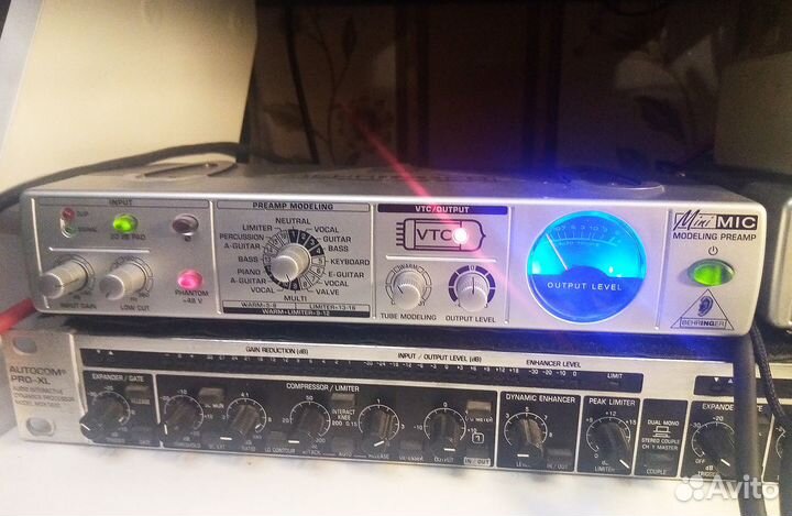 Микрофонный предусилитель Behringer minimic MIC800