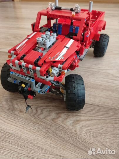 Конструктор lego Technic 42029 Тюнингованный пикап