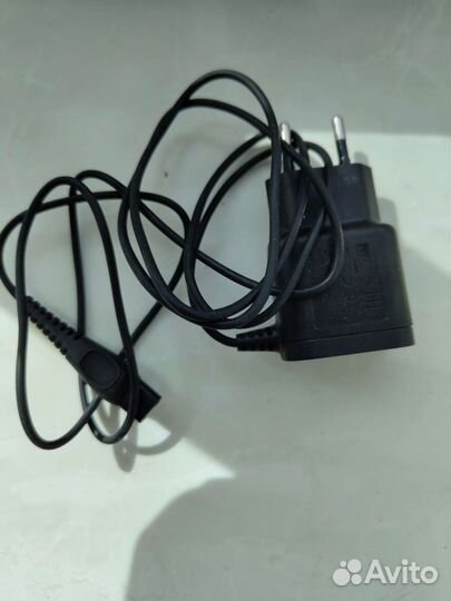 Зарядное устройство для бритв Philips оригинал