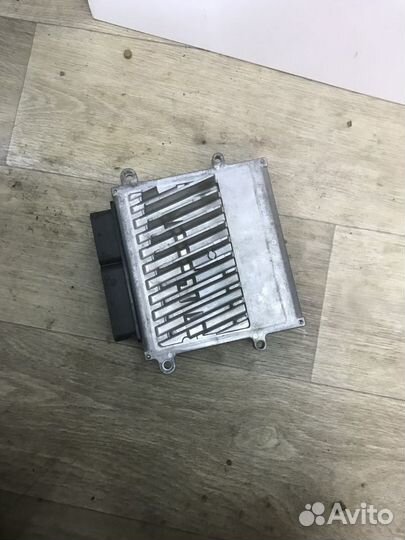 Блок управления двигателем Volvo XC90