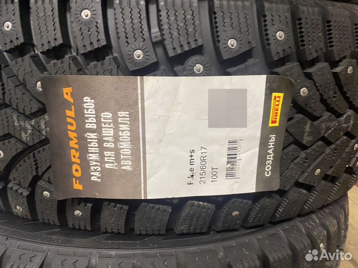 Pirelli Formula Ice 215/60 R17