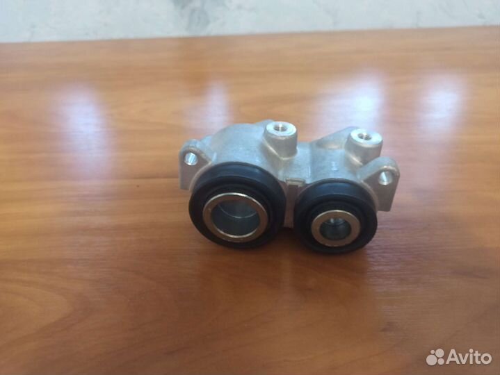 Тормозной цилиндр Москвич 2141