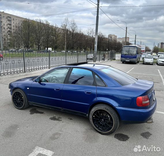 Audi A4 1.8 МТ, 2001, 325 000 км