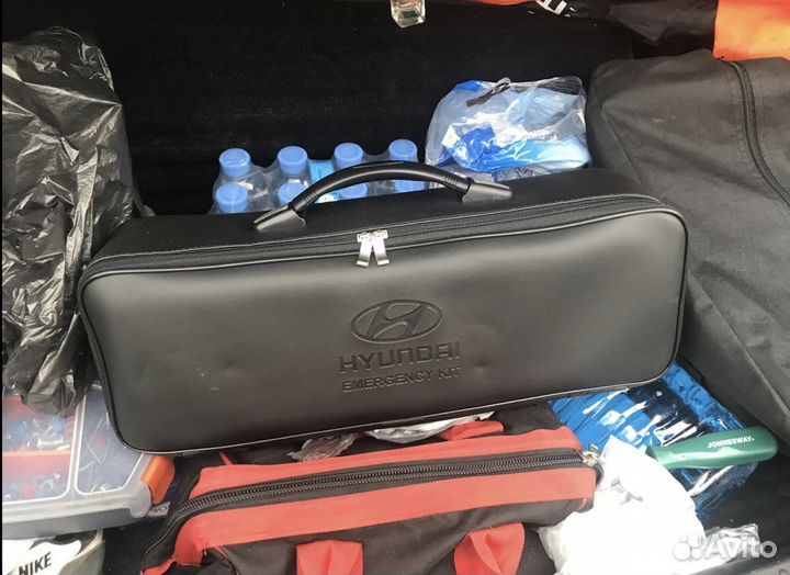 Дорожный набор Hyundai lux r970ac310h