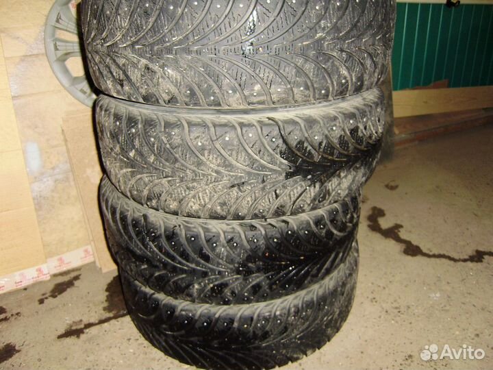 Зимние шины 195/65 R15