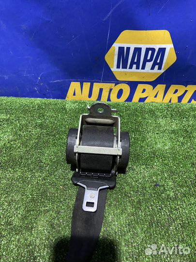 Передний ремень безопасности citroen c4