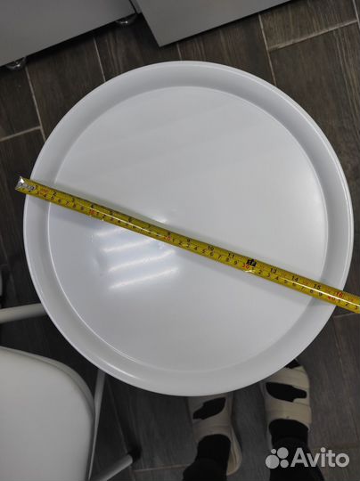 Дизайнерский круглый журнальный столик приставной