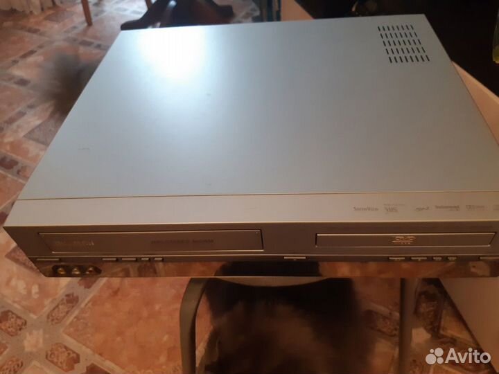 Комбо плеер Thomson DTH 6000 E