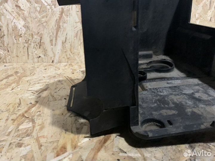 Полка акб Ford Focus