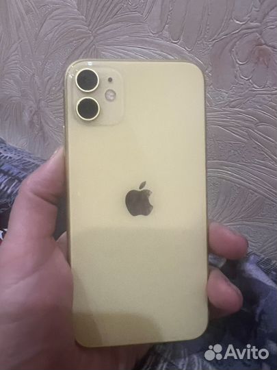 iPhone 11, 64 ГБ