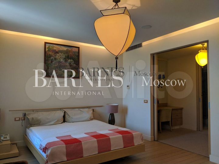 5-к. квартира, 250 м², 4/6 эт.