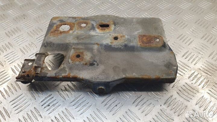 Подставка под аккумулятор Mitsubishi Chariot