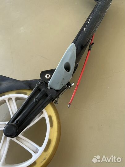 Самокат взрослый Reaction