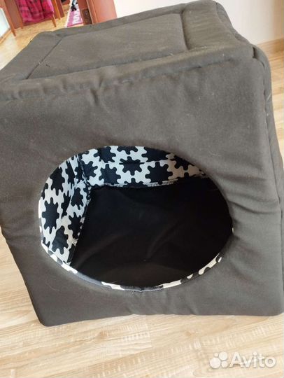 Лежанка для кошек