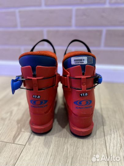 Горнолыжные ботинки salomon 17