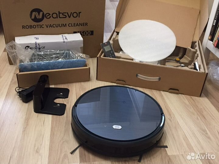 Робот-пылесос neatsvor x500