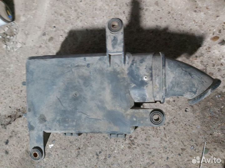 Корпус воздушного фильтра Lifan Breez