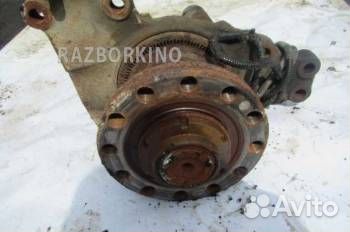 Кулак передний правый ман