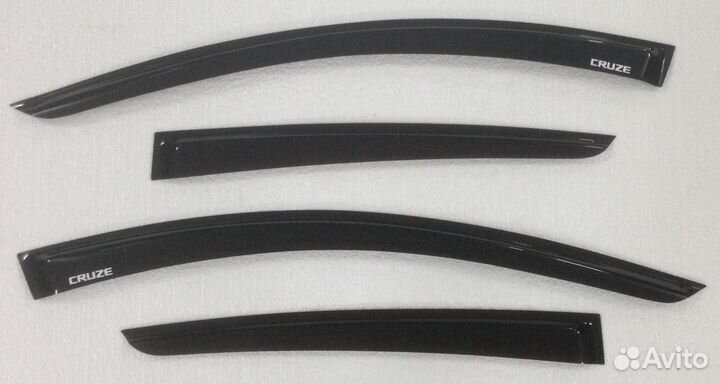Дефлектор двери Chevrolet Cruze хэтчбек с 2011