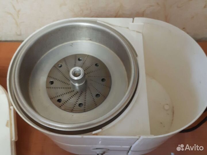 Соковыжималка Росинка