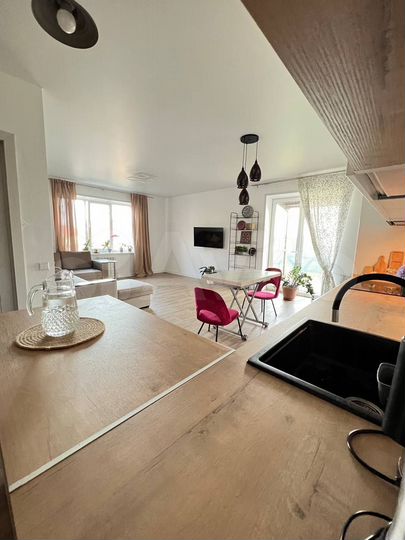 Дом 165 м² на участке 5,4 сот.