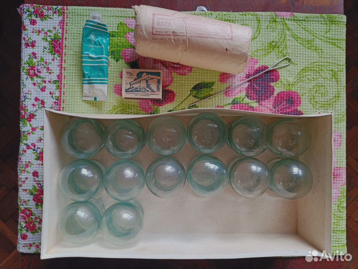 Банки медицинские стеклянные из 70-х