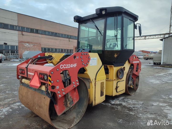 Дорожный каток Dynapac CC224HF, 2011
