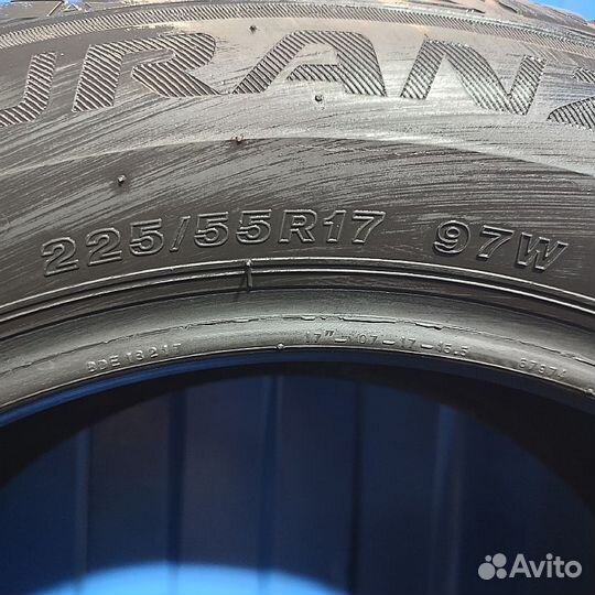 Bridgestone Turanza T001 225/55 R17