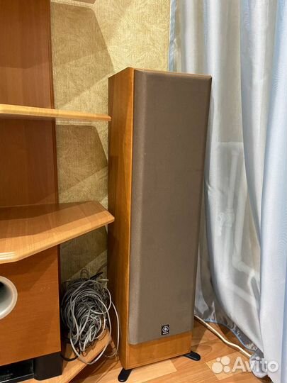 Колонки напольные Yamaha model NS-45E